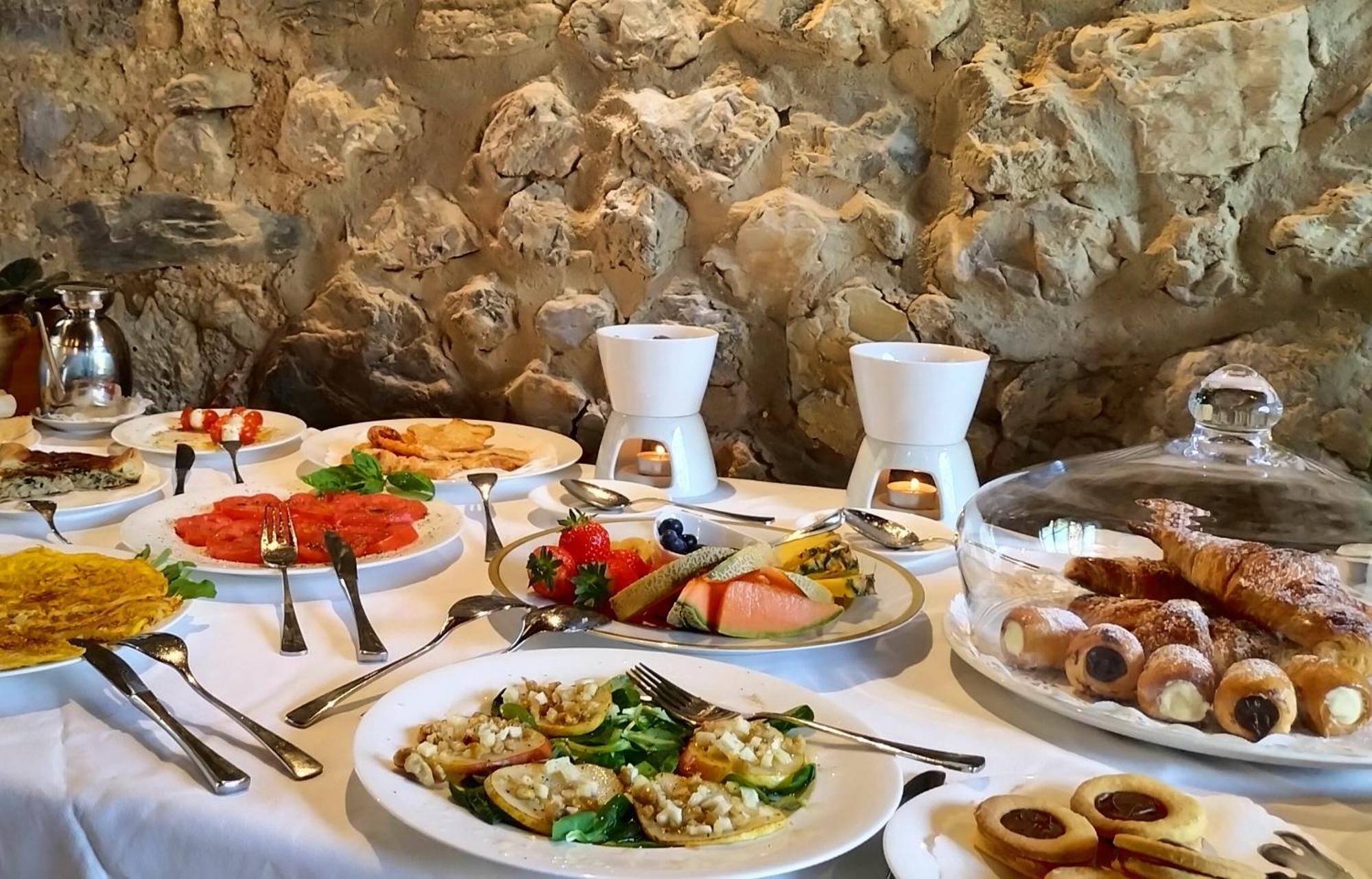 Badia Giulia Prestigious Historical B&B, Camaiore - Adults Only - No Pets المظهر الخارجي الصورة