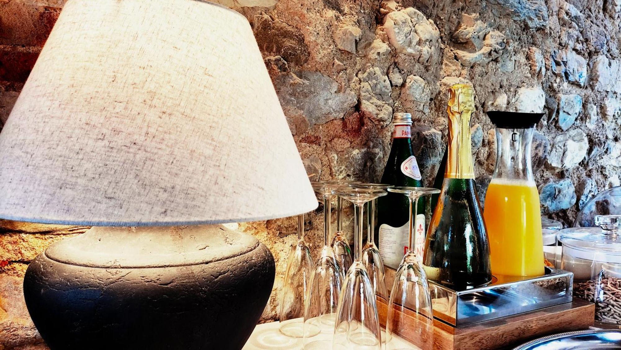 Badia Giulia Prestigious Historical B&B, Camaiore - Adults Only - No Pets المظهر الخارجي الصورة